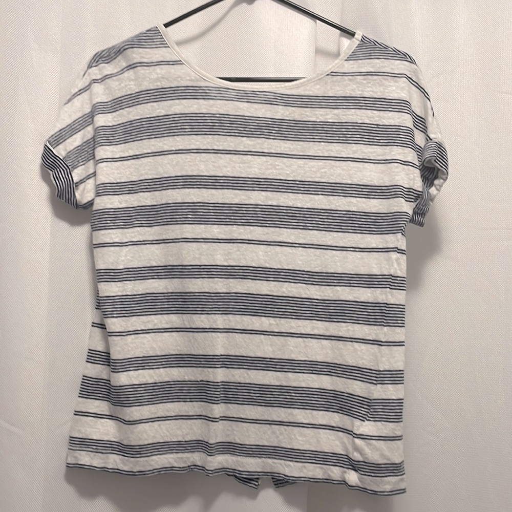 3/$25!! Christian Siriano white with navy stripes top.